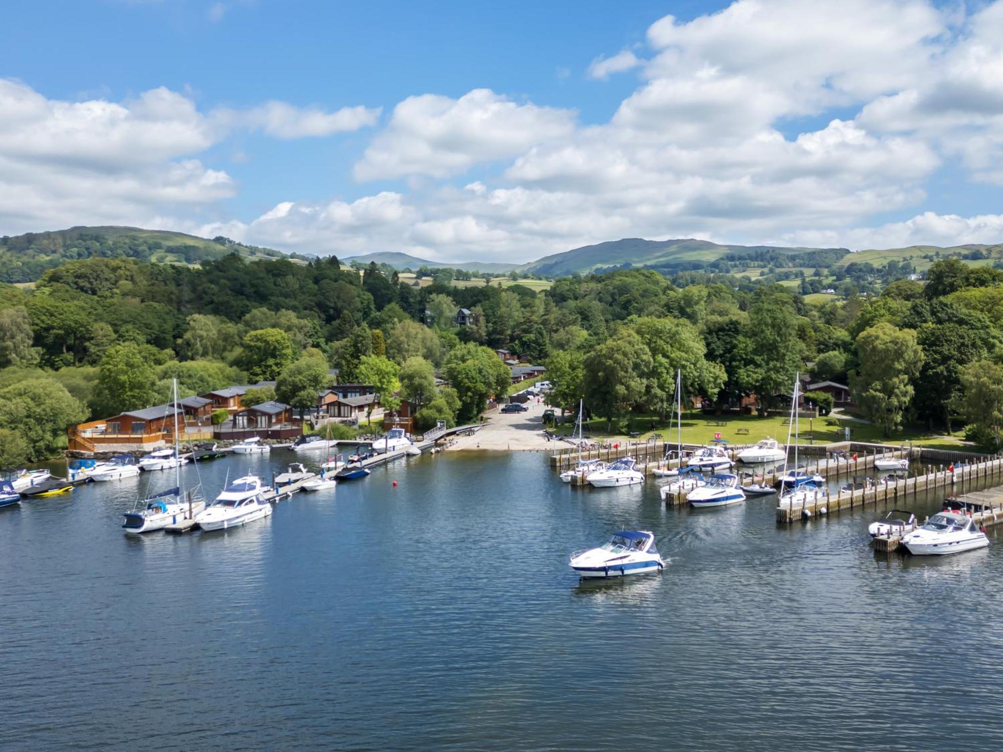 Pinehaven Lodge Windermere Exteriör bild
